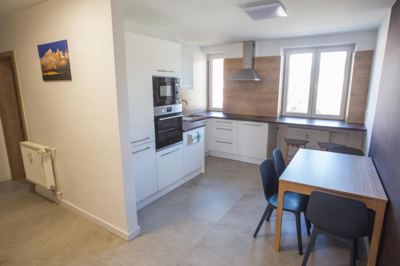 City Apartment Попрад Екстериор снимка